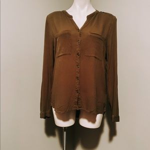 5/$25- Divided button up. Olive green